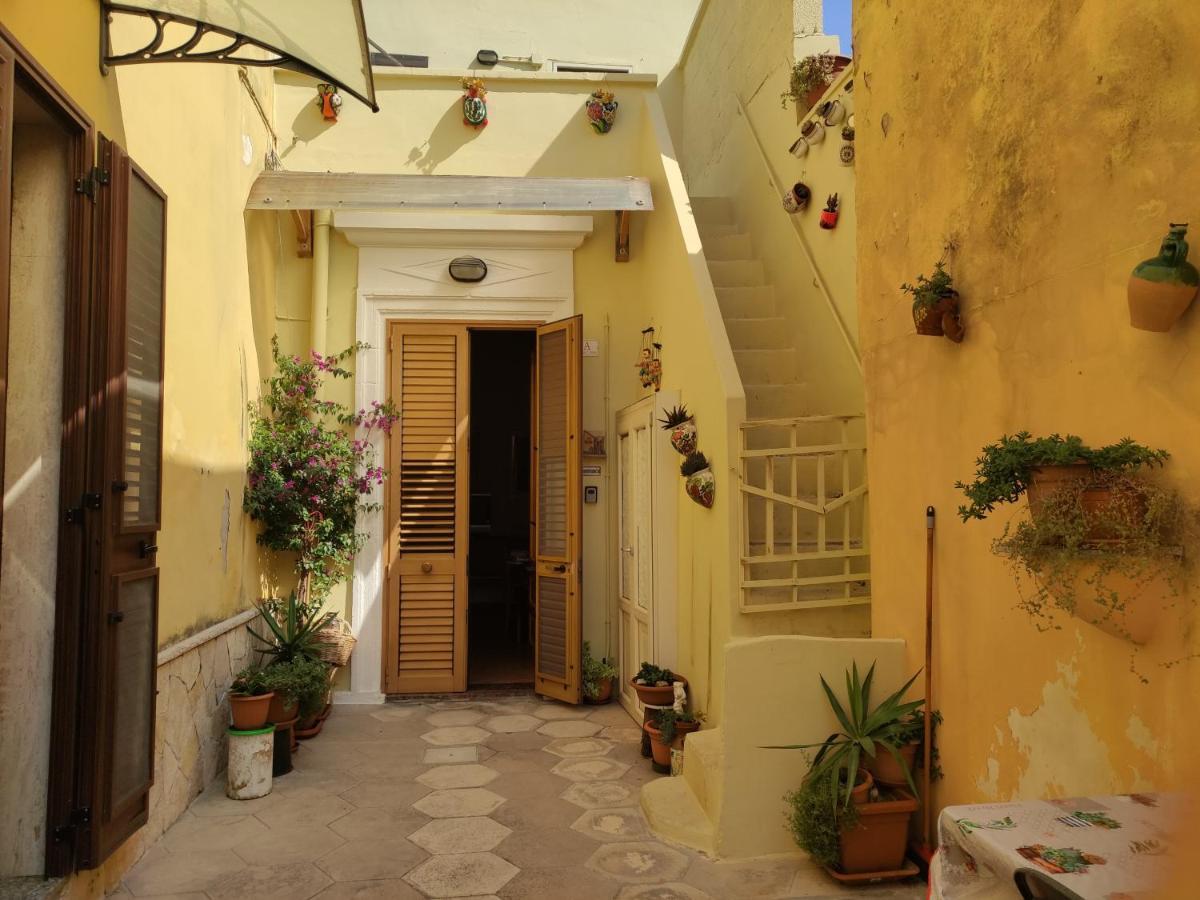 La Casa Di Giu Salento Villa Surbo Exterior foto